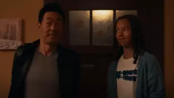 Off White Faded Arrow T-Shirt worn by Denny Wilson (Declan Pratt) as seen in 9-1-1 (S08E17)