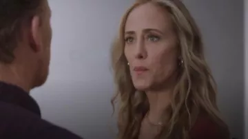 Kendra Scott Courtney Paperclip Necklace worn by Teddy Altman (Kim Raver) as seen in Grey's Anatomy (S21E17)