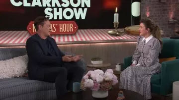 Mint Velvet Heart Print Midi Shirt Dress worn by Kelly Clarkson as seen in The Kelly Clarkson Show on May 9, 2025
