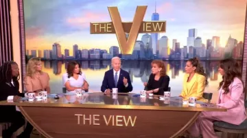 Veronica Beard Sevyn Jacket worn by Alyssa Farah Griffin as seen in The View on May 8, 2025
