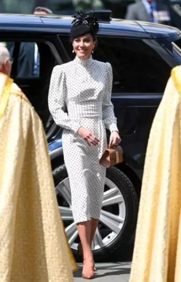 Ralph Lauren Celia Pumps in Rl Gold worn by Kate Middleton on Thanksgiving Service on May 8, 2025