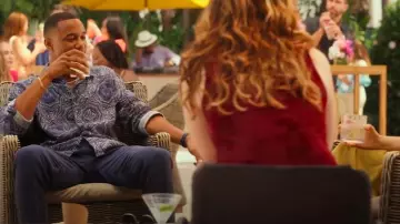 Banana Republic Blue Standard Castello Linen Shirt worn by Sam Elijah (Jessie Usher) as seen in PULSE (S01E10)