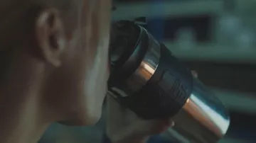 Bodum Travel Mug of Astrid Nielsen (Sara Mortensen) in Astrid: Murder in Paris (S01E01)