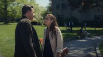 The Row Brown Leather Sofia 10 Shoulder Bag. worn by Mel (Amanda Peet) as seen in Your Friends & Neighbors (S01E05)