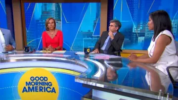 Ottod'Ame Sleeveless Blazer worn by Rachel Scott as seen in Good Morning America on August 25, 2023 / May 13, 2025