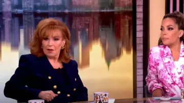 Veronica Beard Miller Dickey Double-breasted Grain de poudre Blazer worn by Joy Behar as seen in The View on May 13, 2025