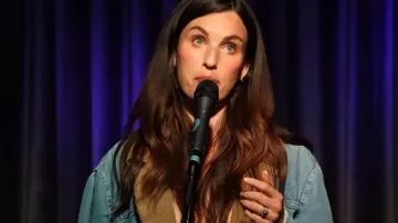 Rainey Qualley The Hotel Cafe Denim Shearling Jacket worn by Rainey Qualley in Tinseltown TV
