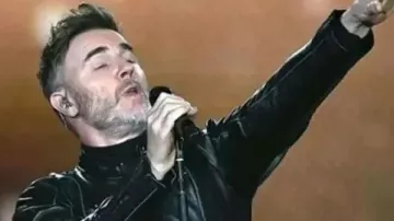 F1 75 Gary Barlow Black Leather Jacket worn by (Gary Barlow) in F1 75 Live at The O2