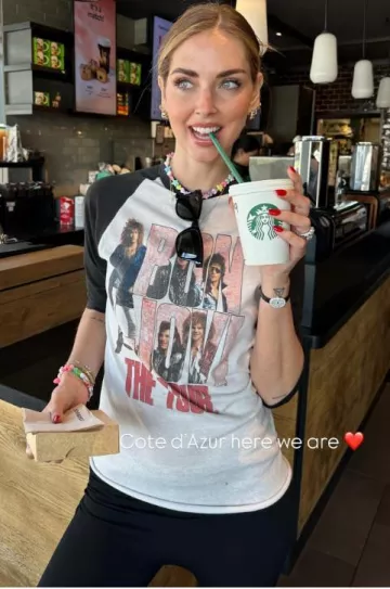 Saint Laurent x Ray-Ban Wayfarer Sunglasses worn by Chiara Ferragni on her Instagram Story on May 8, 2025