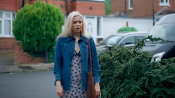 Motel Clesiel Bow Midi Dress worn by Beth Barnett (Megan Trower) as seen in The Feud (S01E04)