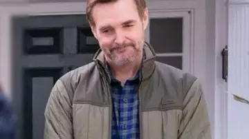 The Four Seasons 2025 Will Forte Puffer Jacket worn by Jack (Will Forte) in The Four Seasons (S01E08)