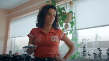 BDG Red Graphic Cropped Polo Shirt worn by PC Gallagher (Jamie-Lee O'Donnell) as seen in The Feud (S01E05)