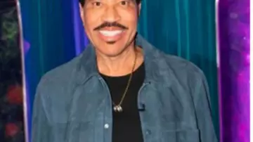 Season 23 Episode 18 Lionel Richie Blue Suede Jacket worn by Lionel Richie in American Idol