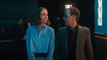 Hommegirls Cropped Shirt In Classic Stripe worn by Ava (Hannah Einbinder) as seen in Hacks (S04E08)