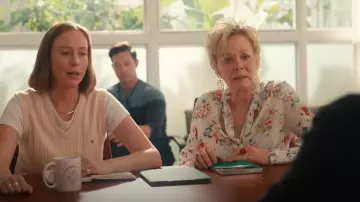 Rosetta Getty Scarf Neck Floral Shirt worn by Deborah Vance (Jean Smart) as seen in Hacks (S04E08)