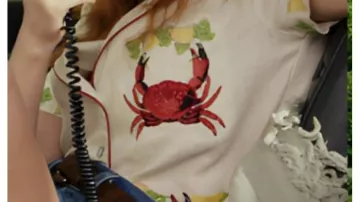 Crab Shirt worn by Charlie Cale (Natasha Lyonne) in Poker Face (S01)