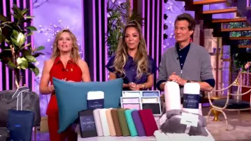 Veronica Beard Orlinda Vest worn by Sara Haines as seen in The View on May 19, 2025
