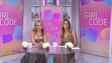 Staud Wells Dress in Mocha Herringbon worn by Erin Andrews as seen in Today with Jenna & Friends on May 16, 2025