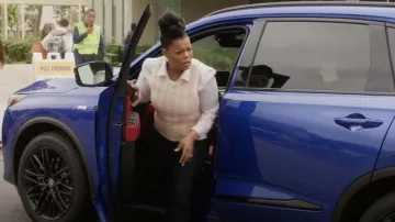 Cinq A Sept Benji Pants worn by Yvette Nicole Brown as seen in Suits LA (S01E11)