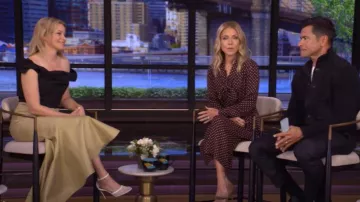 Rosie Assoulin Wave Cotton Twill Midi Skirt worn by Elizabeth Banks as seen in LIVE with Kelly and Mark on May 20, 2025