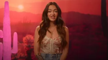 Gente Libre Íntimamente Fp Estampado Night Rhythm Body usado por Angelique como se ve en Sneaky Links: Dating After Dark (S01E01)