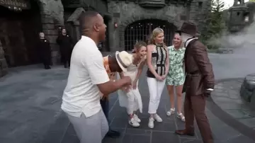 Veja Campo Chromefree Low-Top Sneakers worn by Savannah Guthrie as seen in Today on May 21, 2025