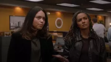 Theory Riduro Organic Cotton Shirt worn by Angela Lopez (Alyssa Diaz) as seen in The Rookie (S07E12)
