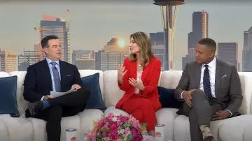 Milly Avery Cady Blazer worn by Savannah Guthrie as seen in Today on May 22, 2025