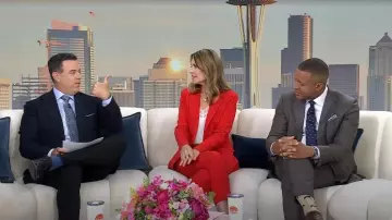 Milly Nicola Cady Pants worn by Savannah Guthrie as seen in Today with Jenna & Friends on May 22, 2025