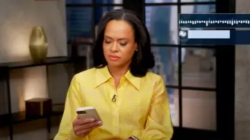 L'Agence Jayleen printed Tencel-blend Blouse worn by Linsey Davis as seen in Good Morning America on May 22, 2025