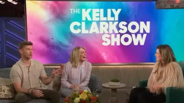 Alice + Olivia Dylan Pants worn by Lindsay Hubbard as seen in The Kelly Clarkson Show on May 16, 2025