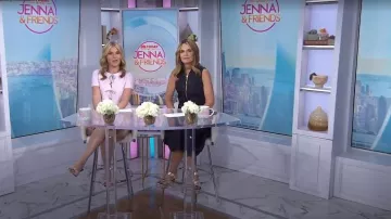 Voir par Chloe Lyna Sandales à talons portées par Savannah Guthrie comme on le voit dans Today with Jenna & Friends le 23 mai 2025