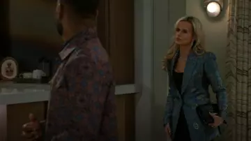 L'Agence Sheila Blazer worn by Vanessa McBride(Lauren Buglioli) as seen in Beyond the Gates (S01E49)