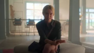 The Sak Women's Ashland worn by Simone (Milly Alcock) as seen in Sirens (S01E04)