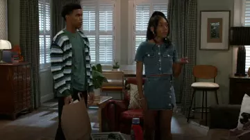 GB Woven Denim Coordinating Pearl Button Top worn by  Samantha Richardson(Najah Jackson) as seen in Beyond the Gates (S01E52)