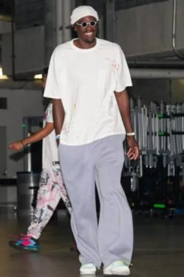 Nike Dunk Low x Off White Lot 07 worn by Pascal Siakam on the Instagram account @pacers