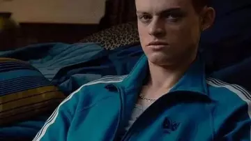 MobLand Eddie Harrigan Chaqueta de chándal usada por Eddie Harrigan (Anson Boon) en MobLand (T01)