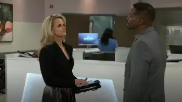 Open Edit Crop Blazer worn by Vanessa McBride (Lauren Buglioli) as seen in Beyond the Gates (S01E59)