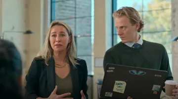 Jeans West Essential V-Neck Tee worn by Evelyn Jones (Asher Keddie) as seen in Strife (S02E02)