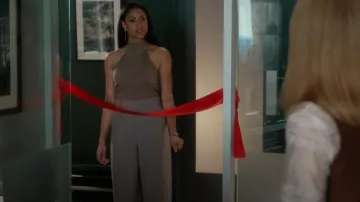 Donna Karan Wide Leg Pants worn by Erica Rollins (Lex Scott Davis) as seen in Suits LA (S01E13)