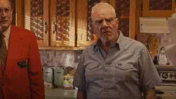 Chemise à carreaux Wrangler portée par Patrick 'Pop' Critch comme on le voit dans Son of a Critch (S04E12)