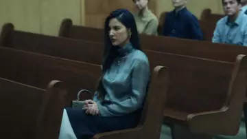 Falda lápiz midi en contraste negro/blanco Rohe usada por Sam (Olivia Munn) como se ve en Your Friends & Neighbors (T01E08)