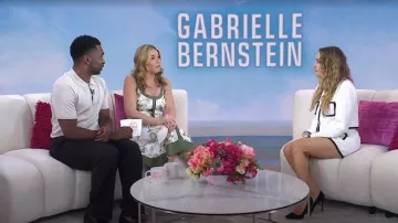 Cinq a Sept Auden Chaqueta de tweed con ribete en contraste usada por Gabrielle Bernstein como se ve en Today with Jenna & Friends el 30 de mayo de 2025