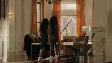 Chaussures Adidas Sambae portées par Kiesha Williams (Birgundi Baker) comme on le voit dans The Chi (S06E09)