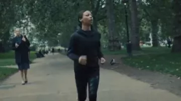 Pressio Women’s Power Tight-Mid Rise worn by Harper Stern (Myha'la Herrold) as seen in Industry (S03E06)