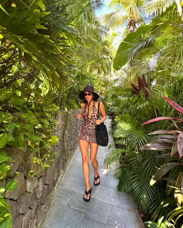 Beis the Mesh Beach Tote in Black worn by Shay Mitchell on her  Instagram on August 27, 2024