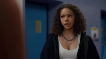 The Upside Onyx Kori Crop Tank Top usado por Virginia 'Ginny' Miller (Antonia Gentry) como se ve en Ginny & Georgia (S03E01)