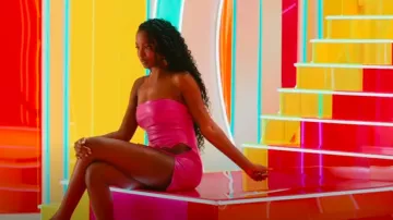 Superdown Nayeli Mini Vestido de Piel Sintética usado por Chelley Bissainthe como se ve en Love Island (S07E01)