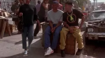 Sneakers of DAMON WAYANS' Mo' Money