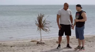 Spencer Strasmore's (Dwayne Johnson) Under Armour Sneakers en Ballers S02E06